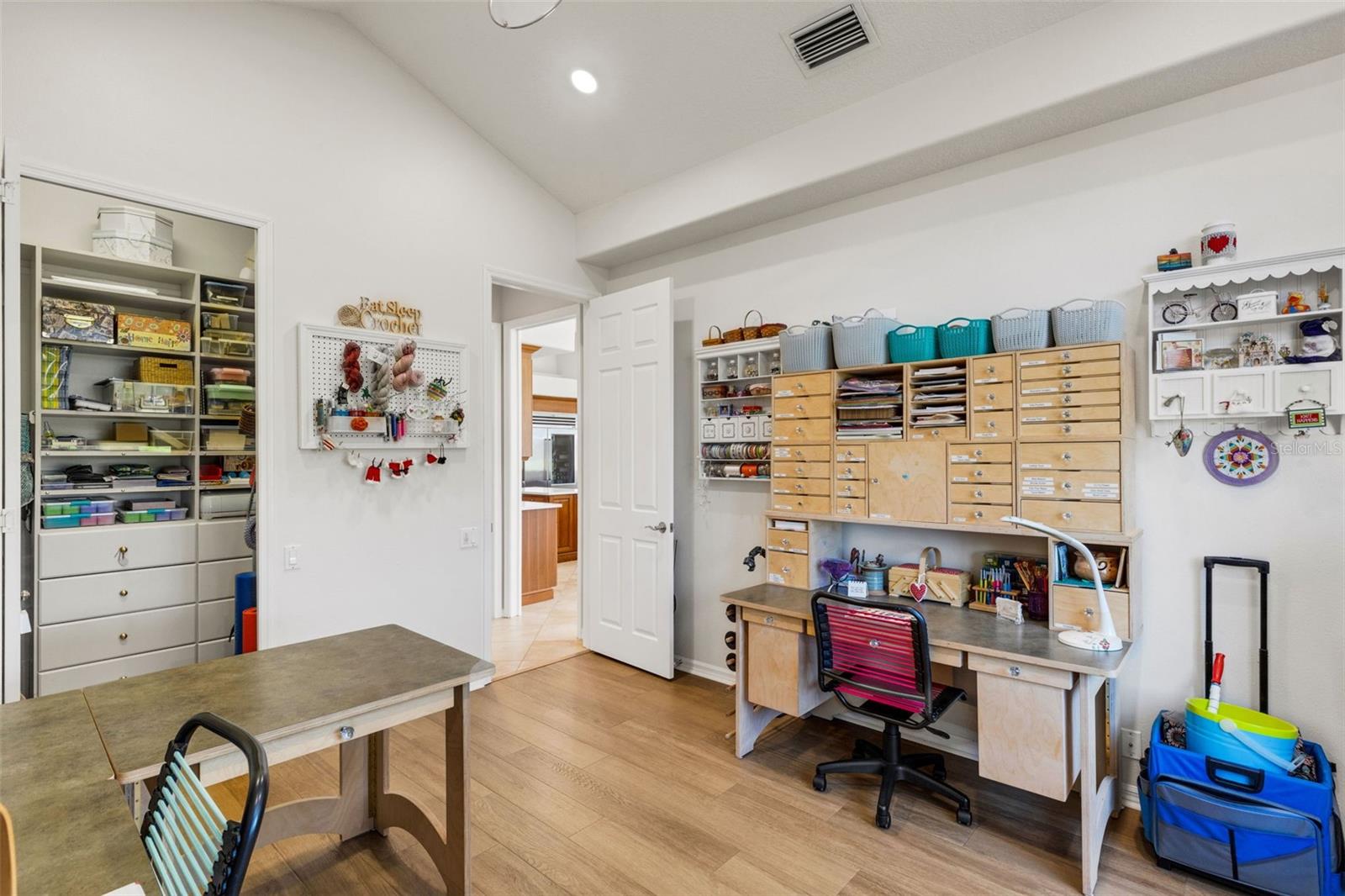 LAUREL OAK ESTATES SEC 01 - Residential