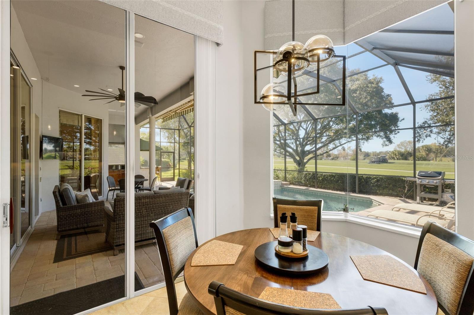 LAUREL OAK ESTATES SEC 01 - Residential