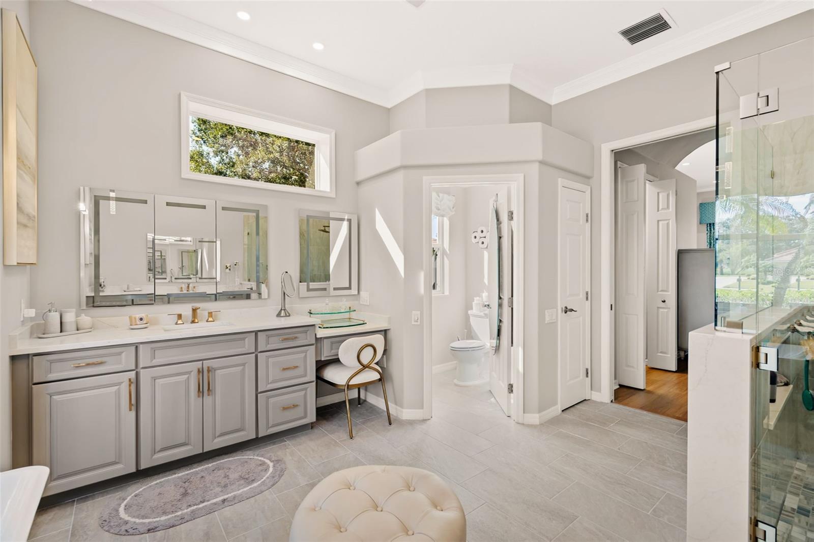 LAUREL OAK ESTATES SEC 01 - Residential