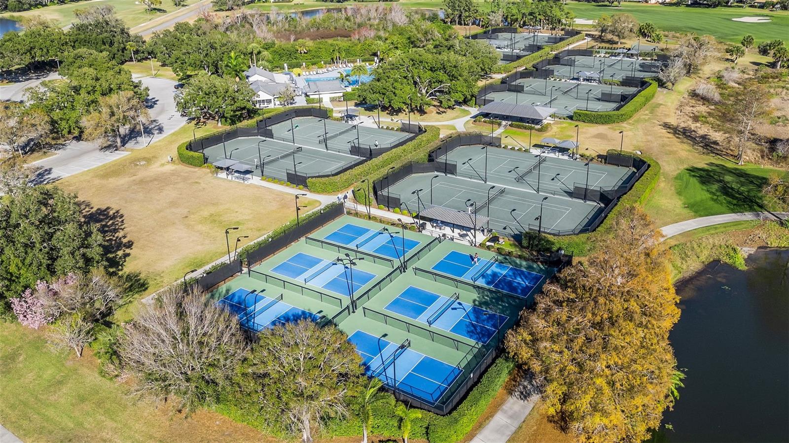 LAUREL OAK ESTATES SEC 01 - Residential