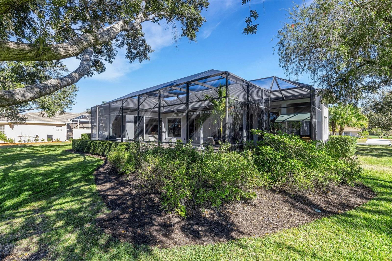 LAUREL OAK ESTATES SEC 01 - Residential