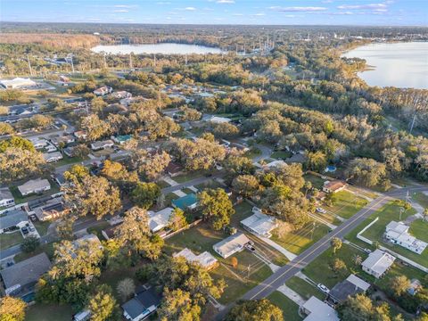 A home in EUSTIS