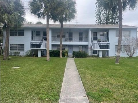 2501 RENATTA DRIVE 2 BELLEAIR BLUFFS FL 33770