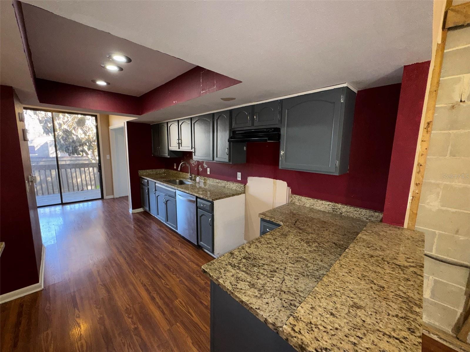 CYPRESS WOODS CONDO - Residential