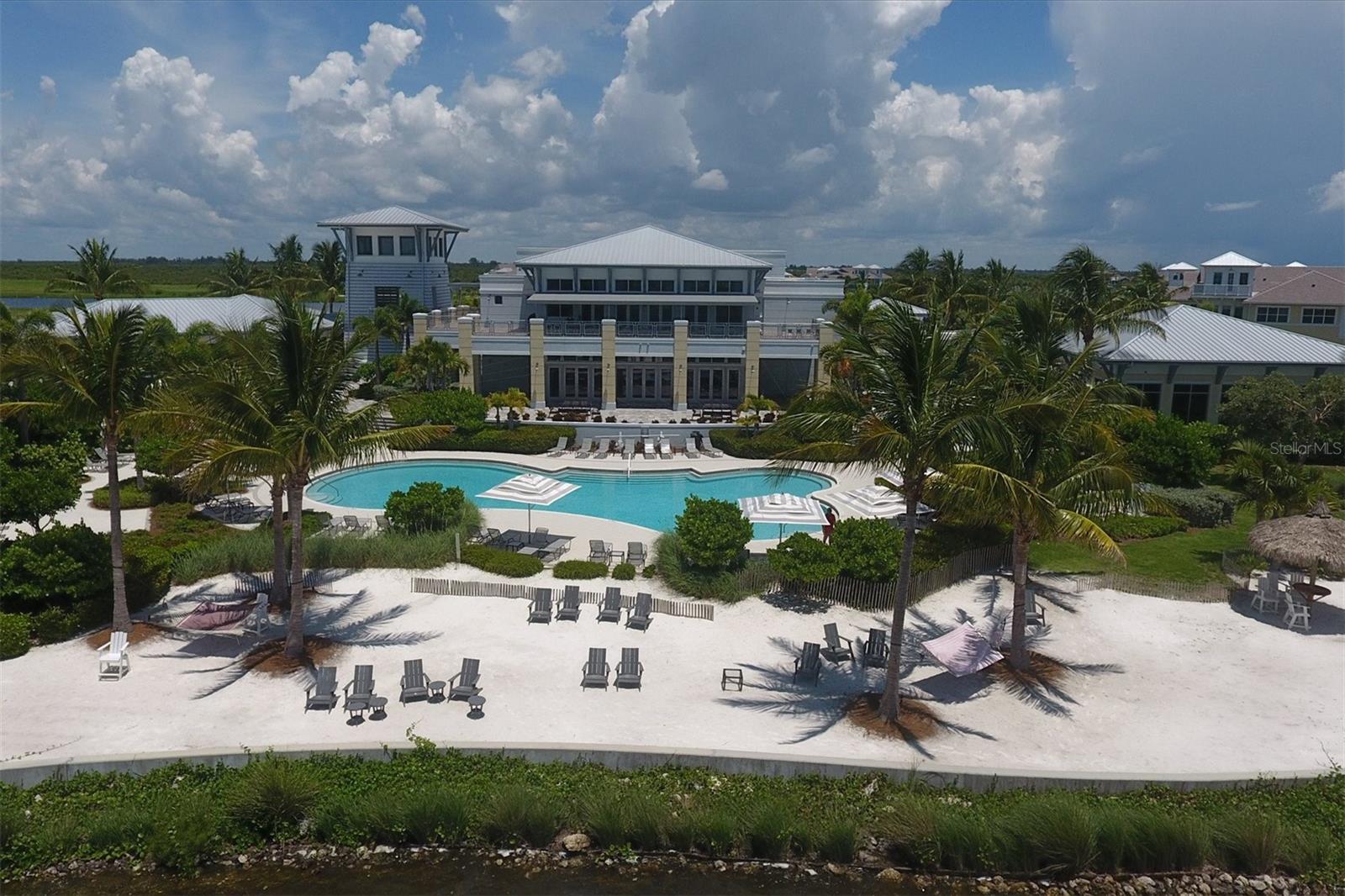 MARINA WALK ON ONE PARTICULAR HARBOUR - Residential