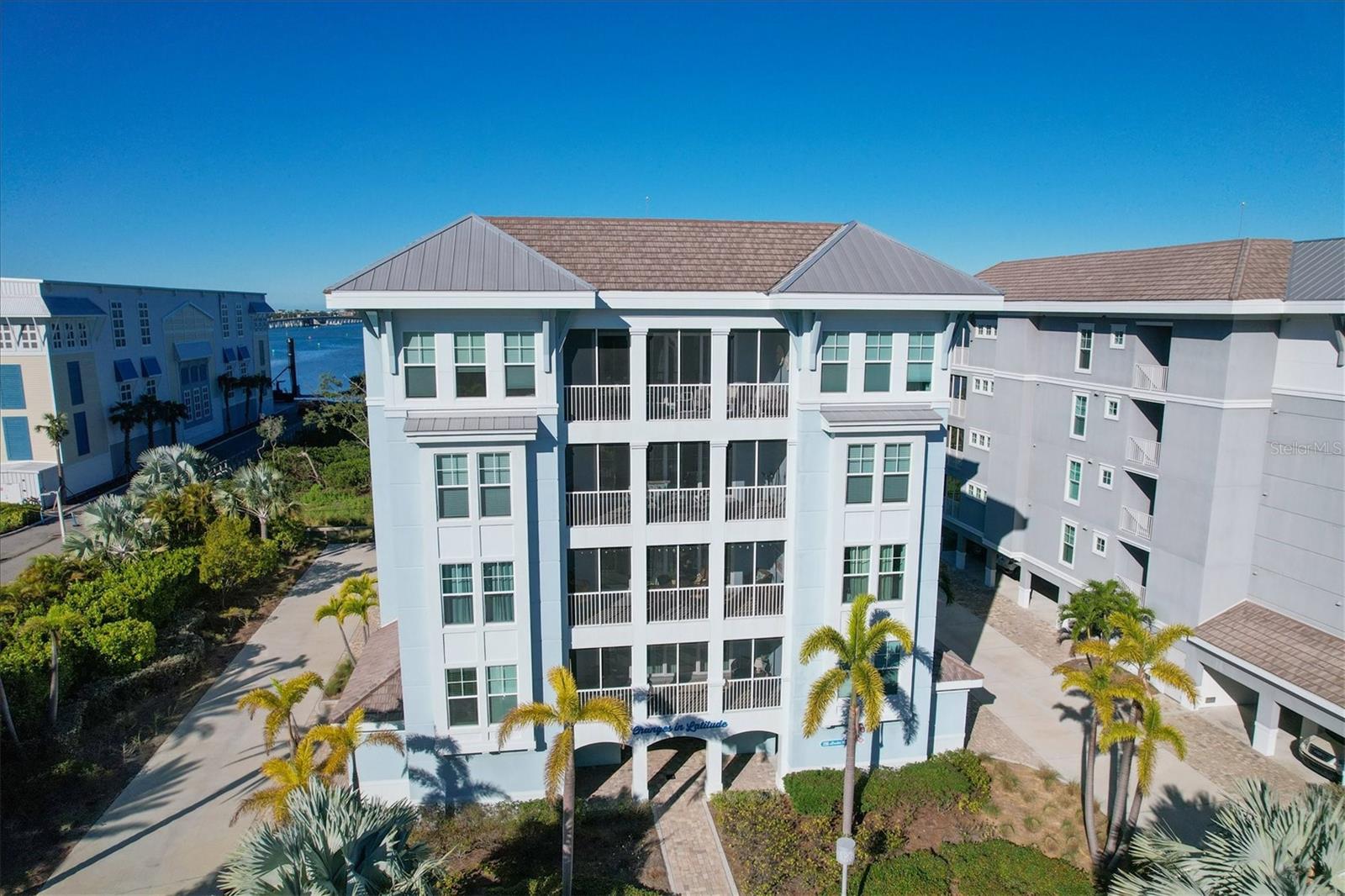 396 ARUBA CIRCLE 302