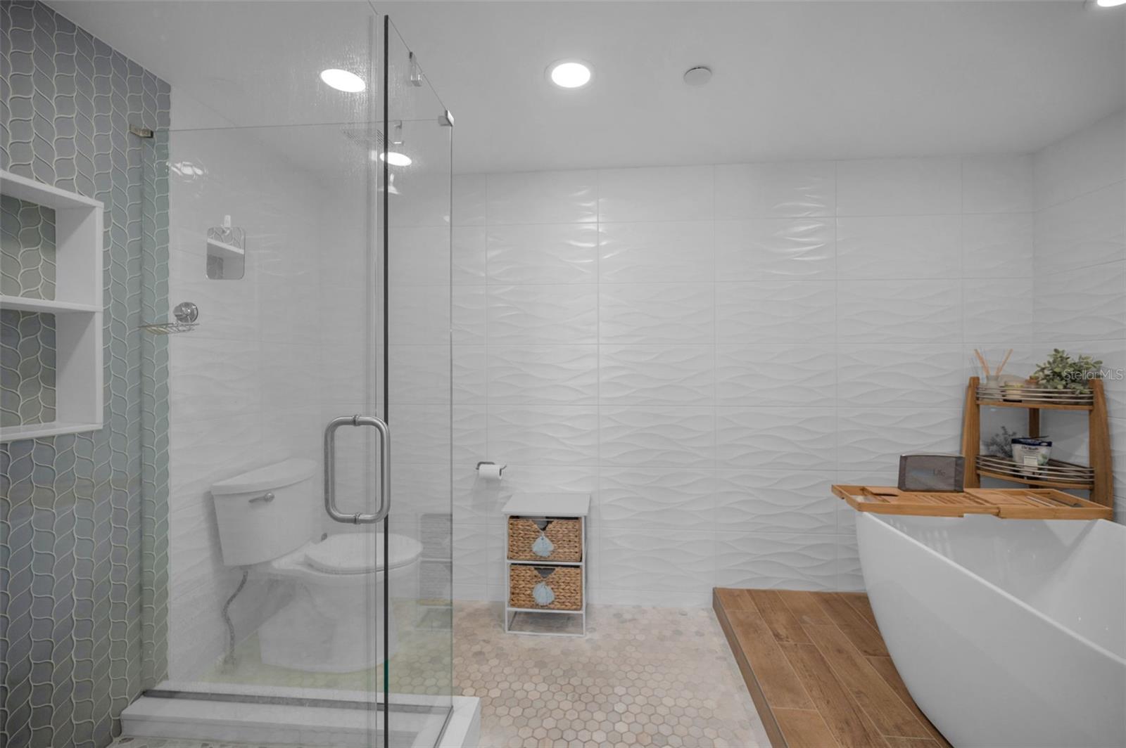 ULTIMAR ONE CONDO - Residential Lease