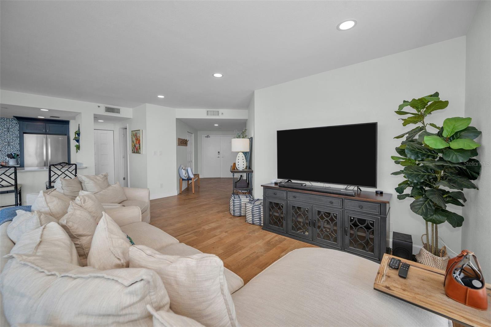 ULTIMAR ONE CONDO - Residential Lease