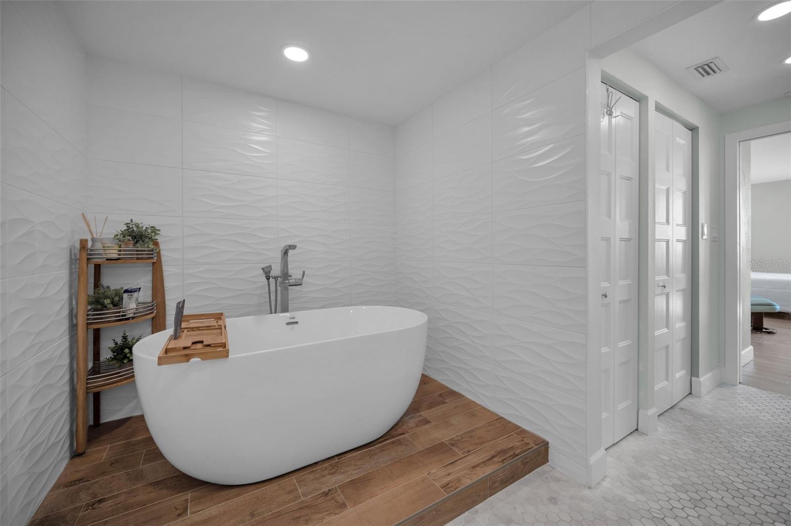 ULTIMAR ONE CONDO - Residential Lease