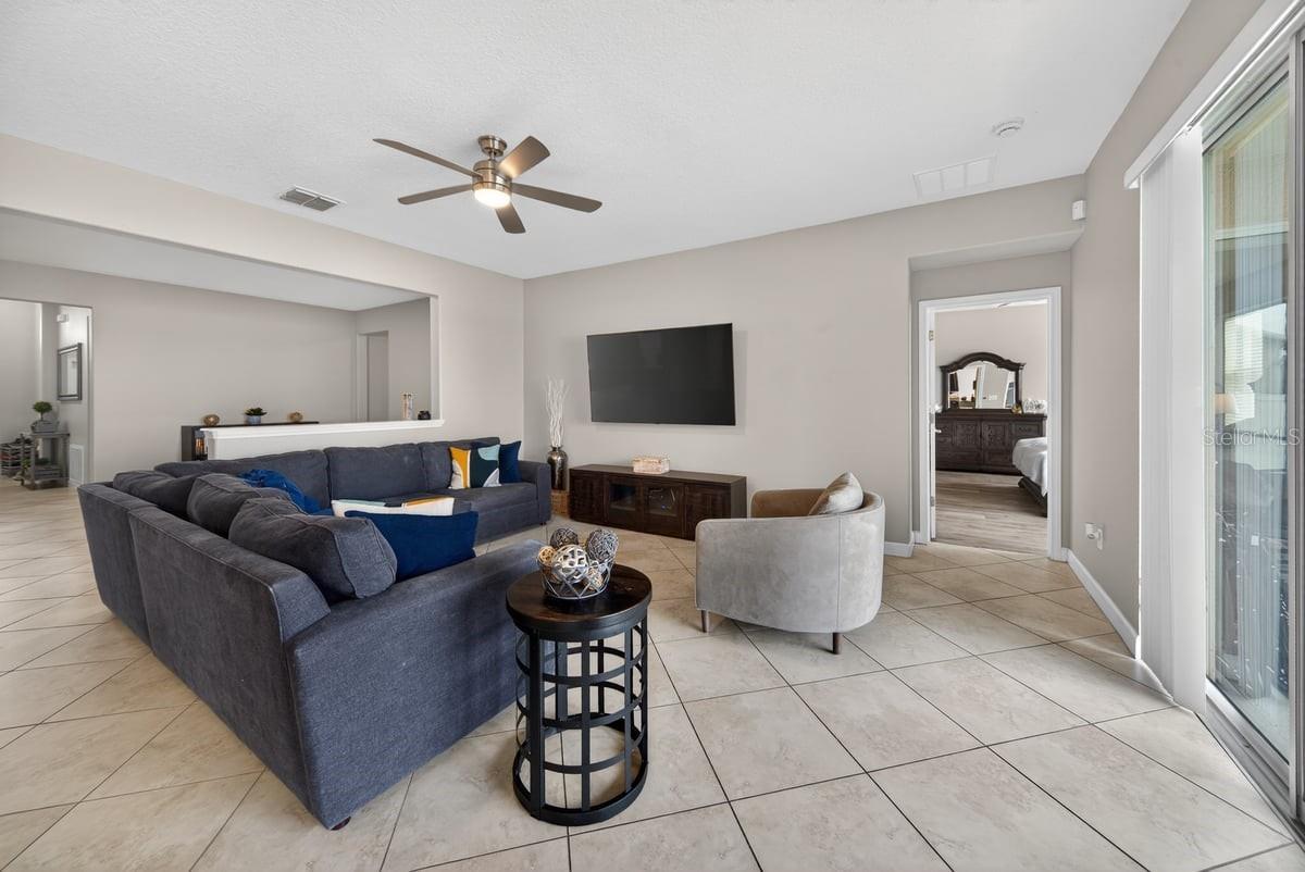 WYNDHAM LAKES ESTATES - Residential