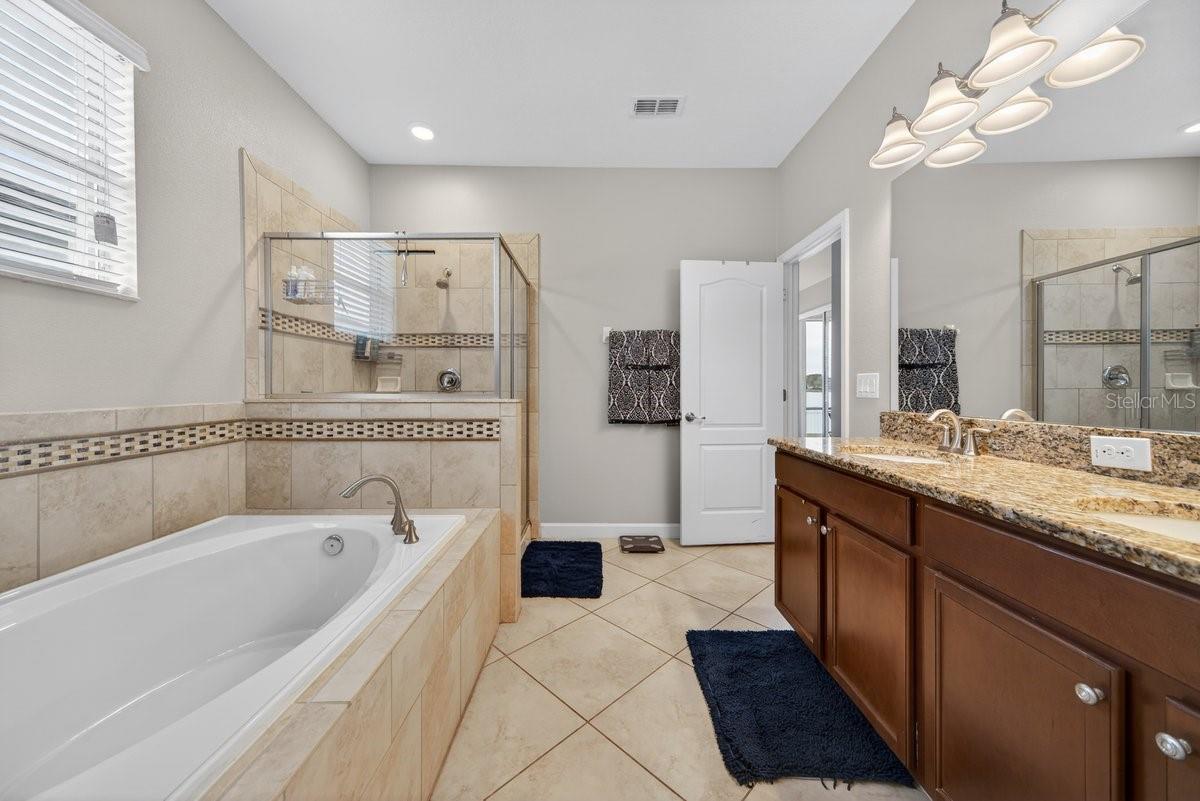 WYNDHAM LAKES ESTATES - Residential