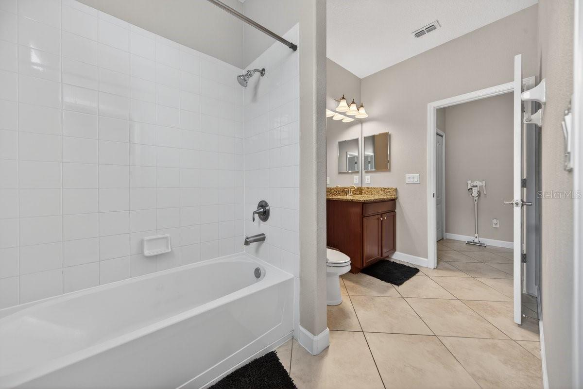 WYNDHAM LAKES ESTATES - Residential