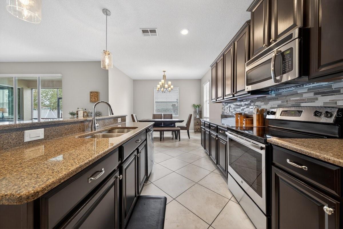 WYNDHAM LAKES ESTATES - Residential