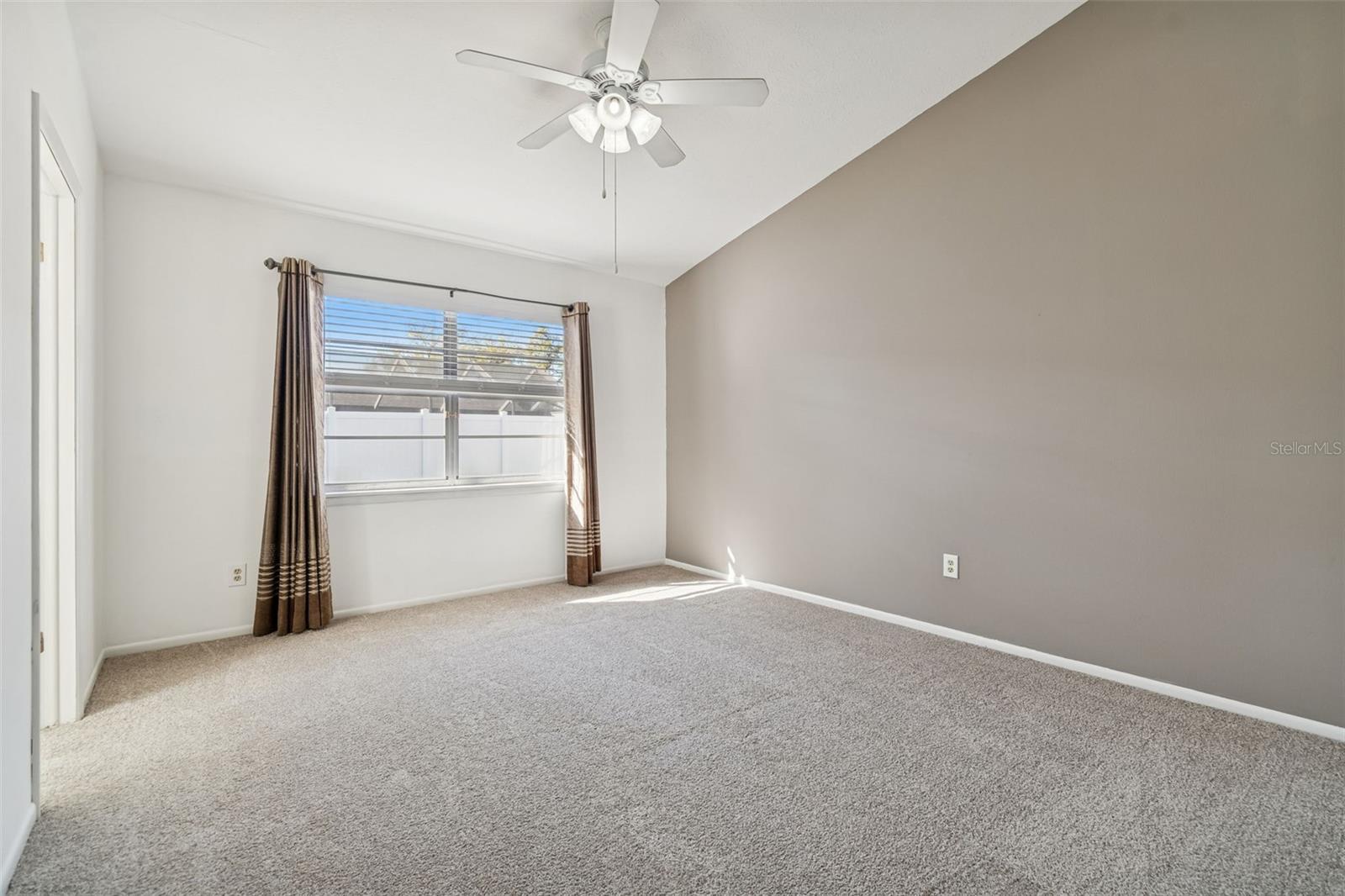 BRANDON LAKEWOOD ESTATES ADD - Residential