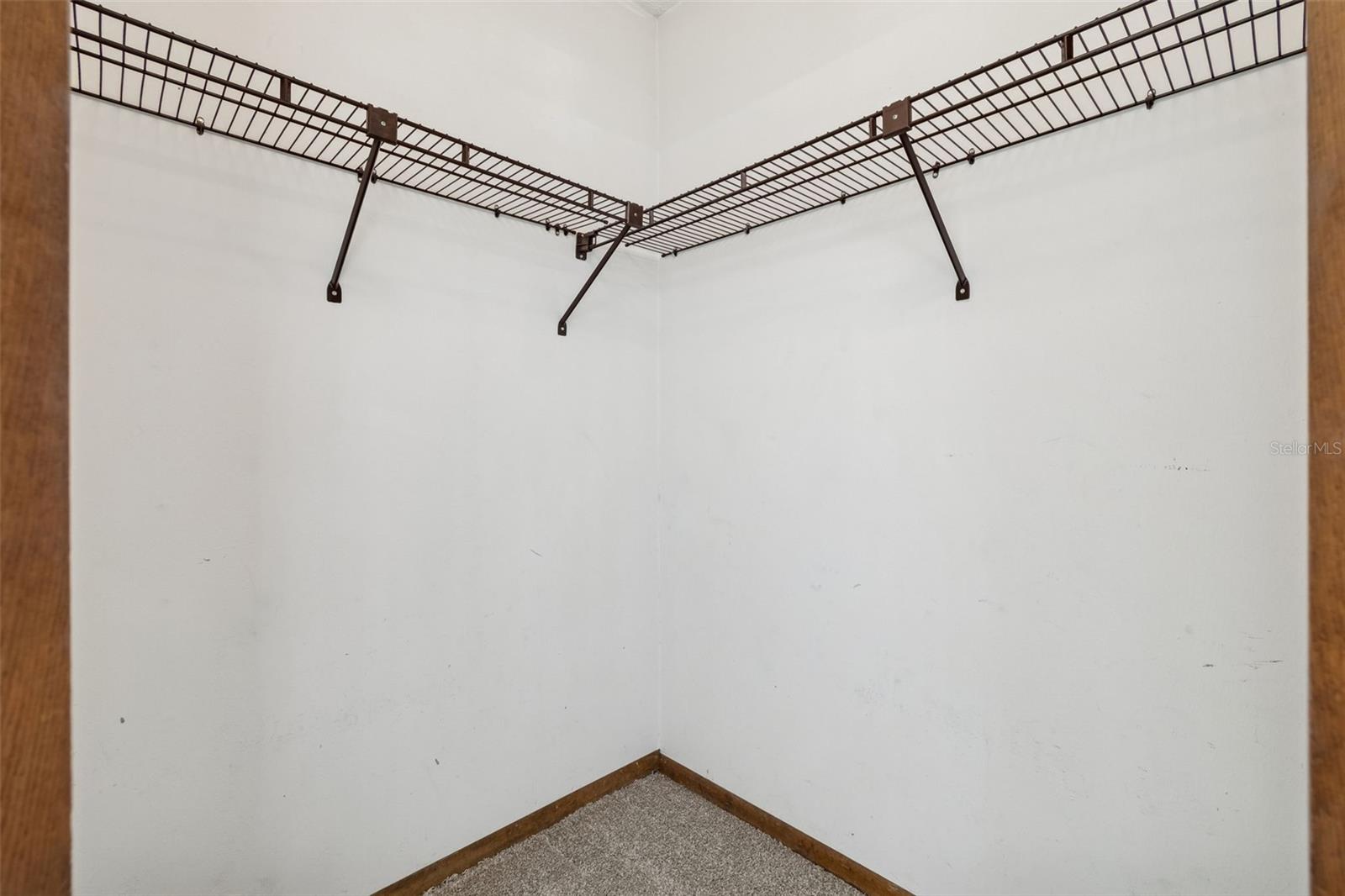 BRANDON LAKEWOOD ESTATES ADD - Residential