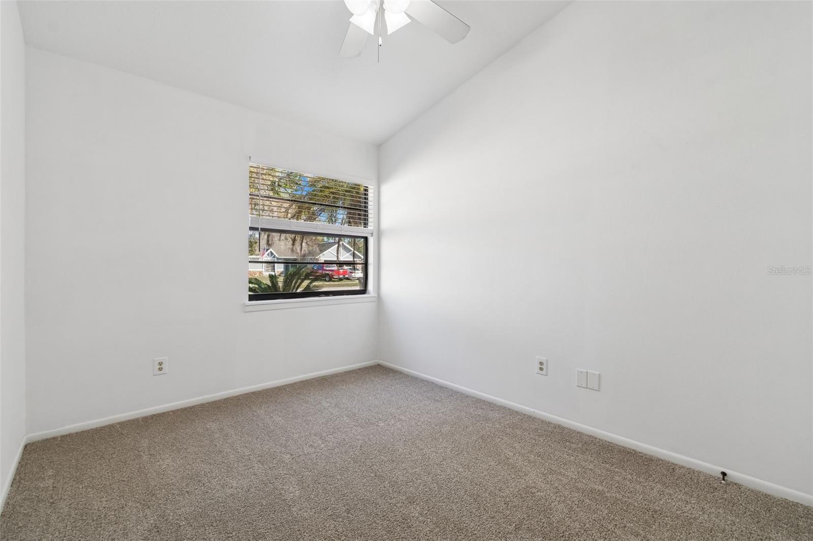 BRANDON LAKEWOOD ESTATES ADD - Residential