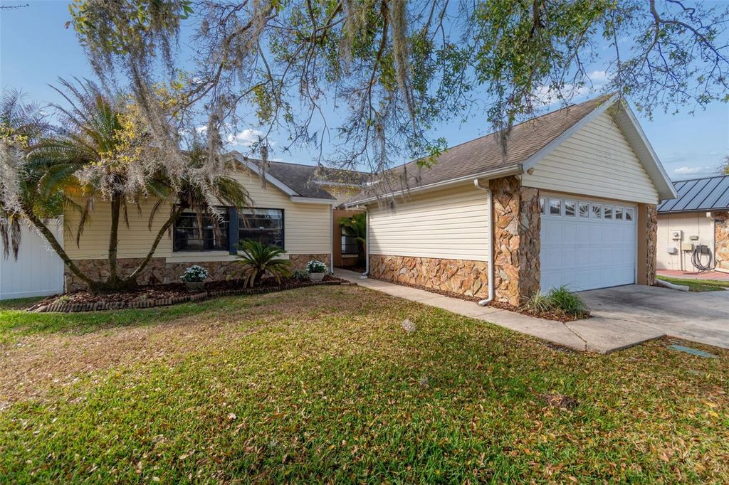 Photo of 1707 Jillian Road, Brandon, FL 33510 (MLS # TB8484049)