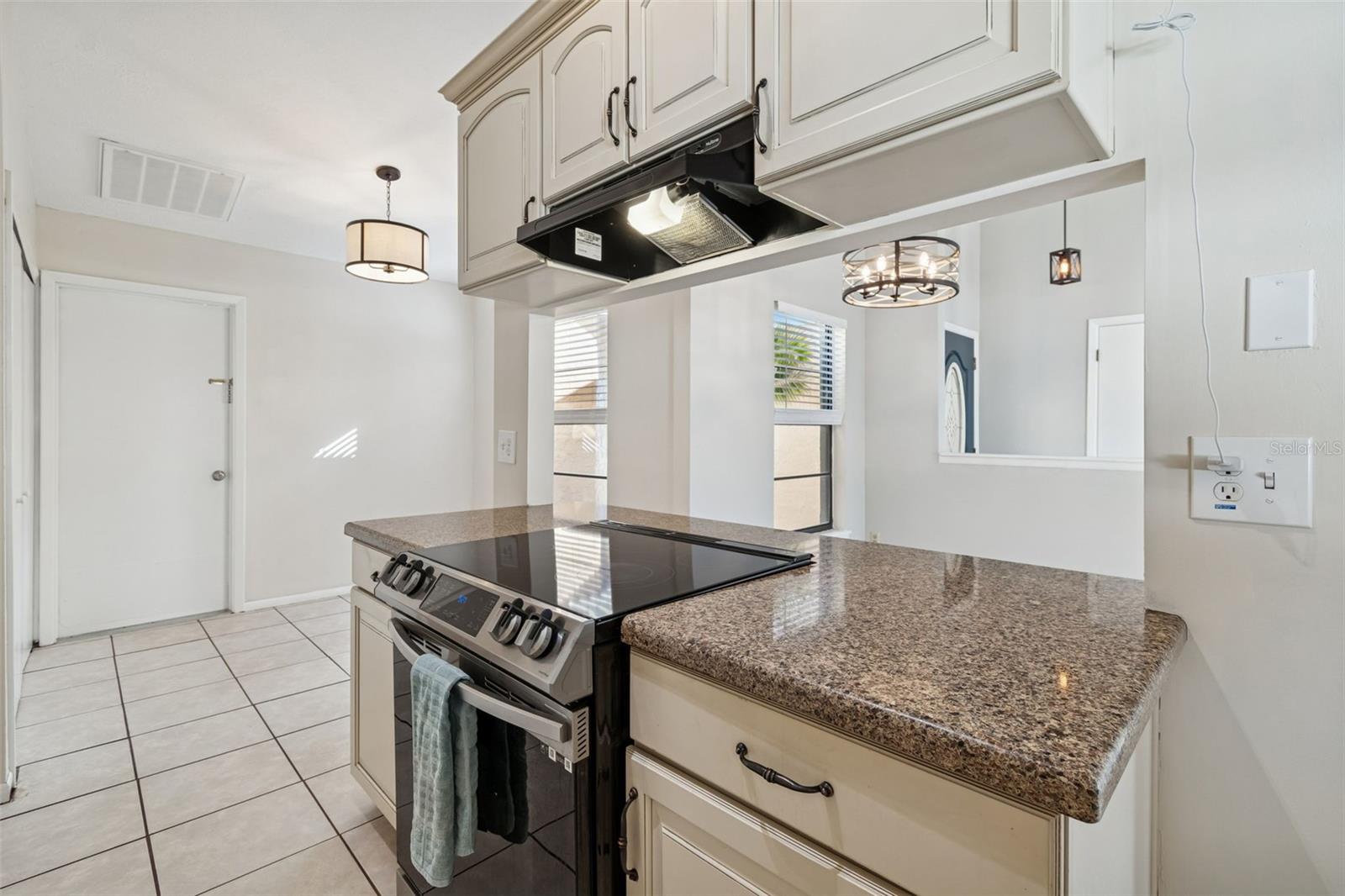 BRANDON LAKEWOOD ESTATES ADD - Residential