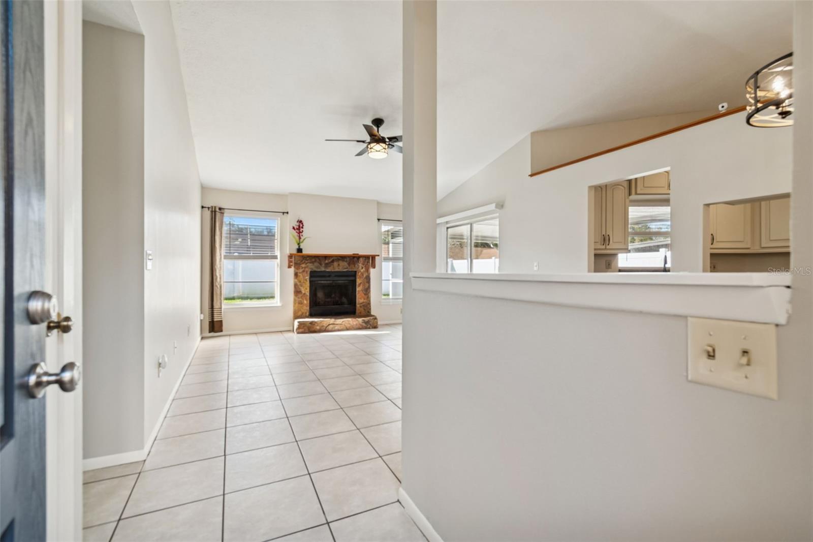 BRANDON LAKEWOOD ESTATES ADD - Residential