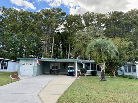 Photo of 600 Oak Boulevard, Wildwood, FL 34785 (MLS # G5098070)