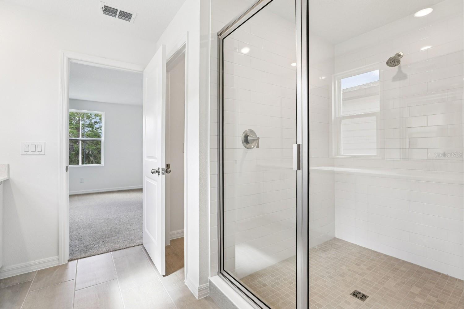 ELLINGTON PLACE - Residential