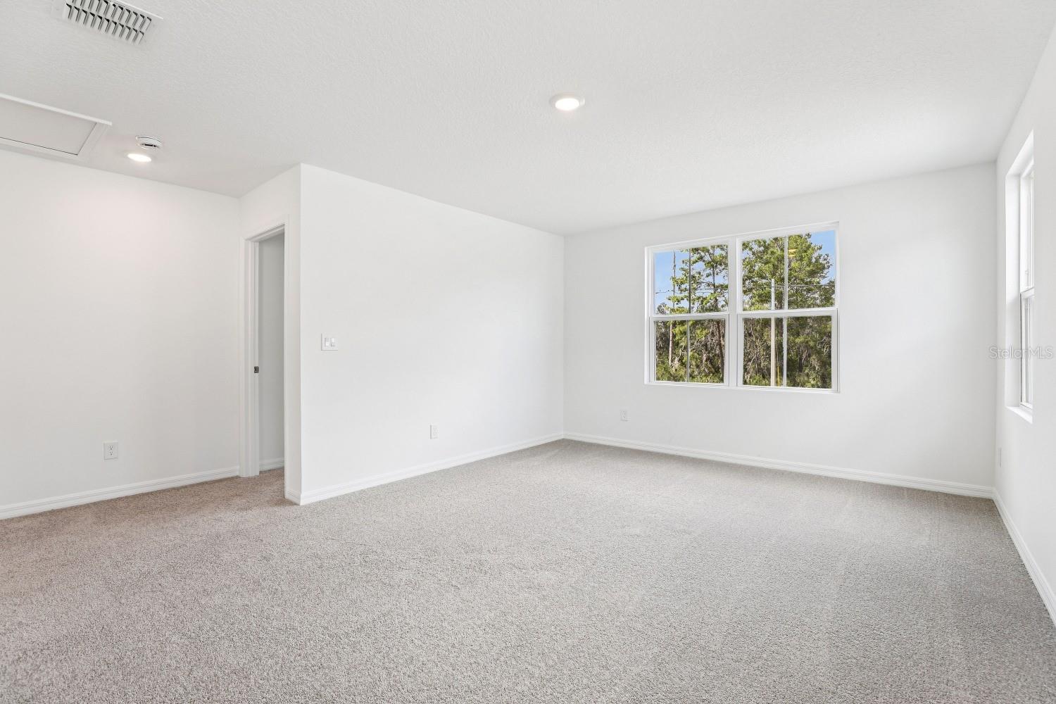 ELLINGTON PLACE - Residential