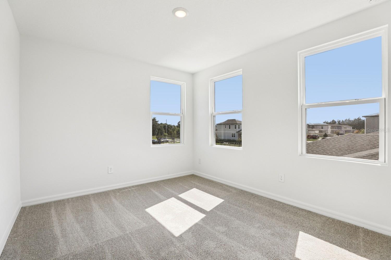 ELLINGTON PLACE - Residential