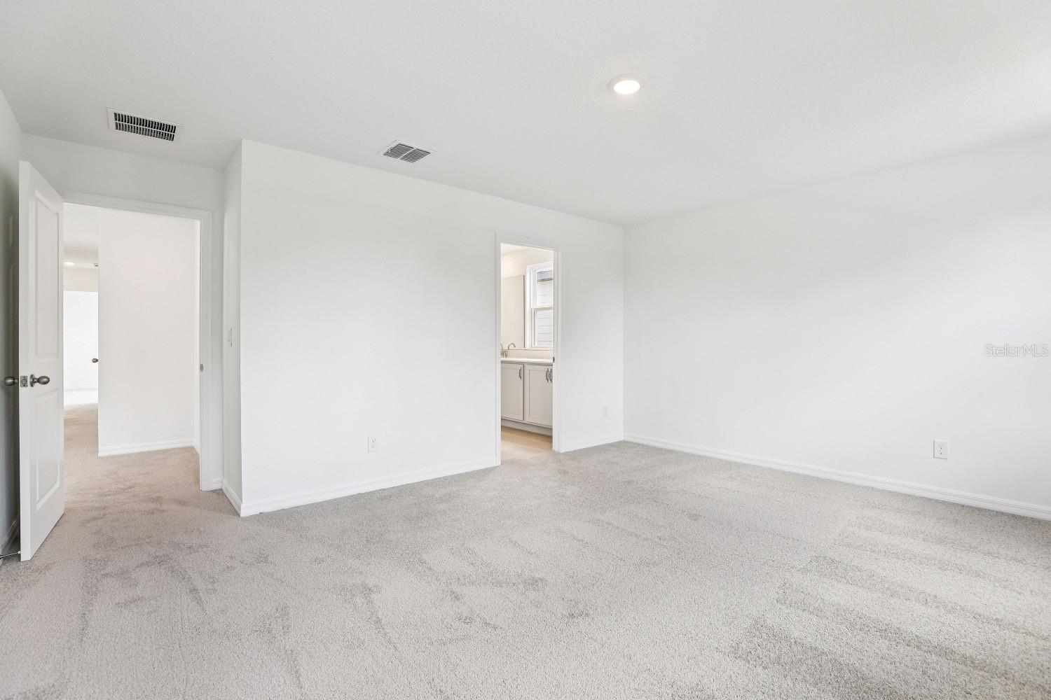 ELLINGTON PLACE - Residential