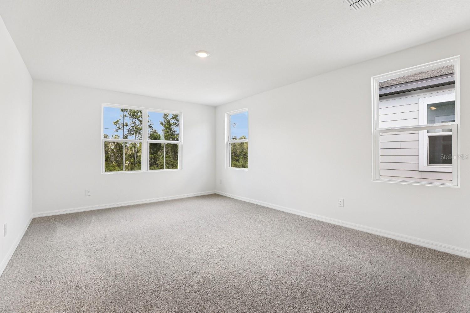 ELLINGTON PLACE - Residential