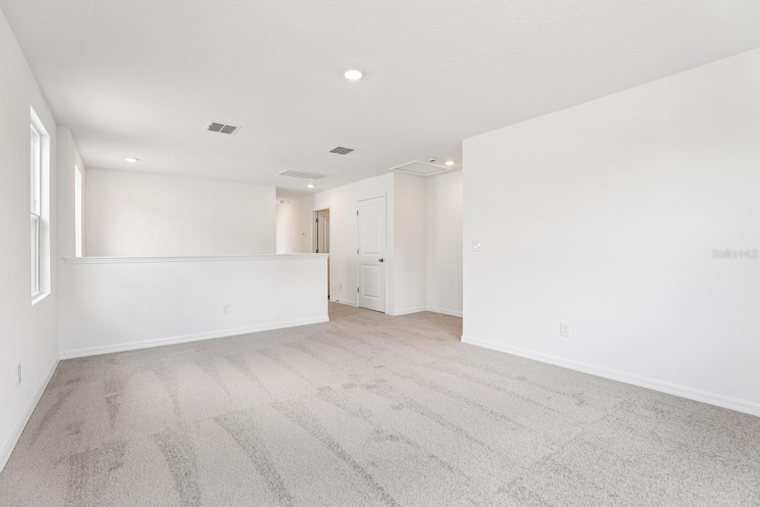 ELLINGTON PLACE - Residential