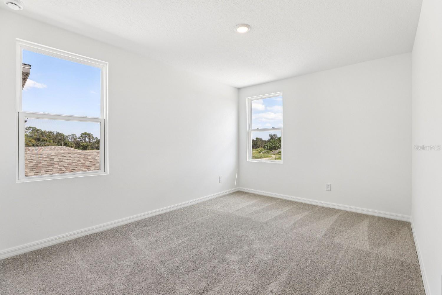 ELLINGTON PLACE - Residential