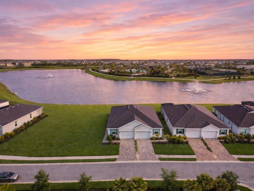 Photo of 17817 Pastureland Avenue, Lakewood Ranch, FL 34211 (MLS # A4689605)