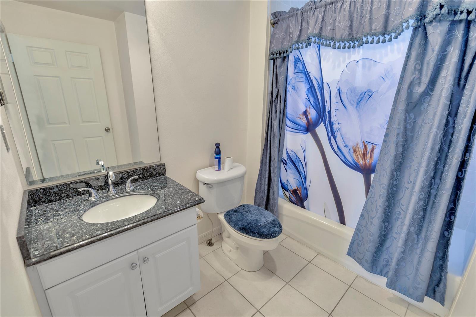 PALM COVE - Residential