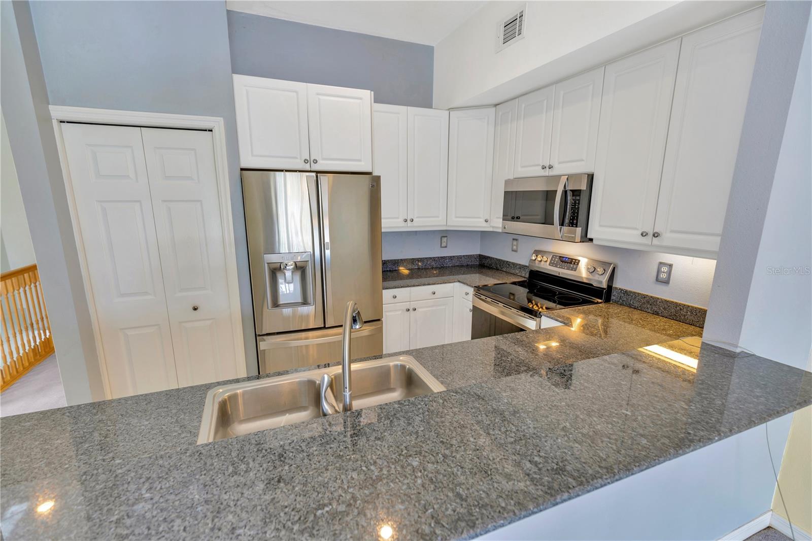 PALM COVE - Residential