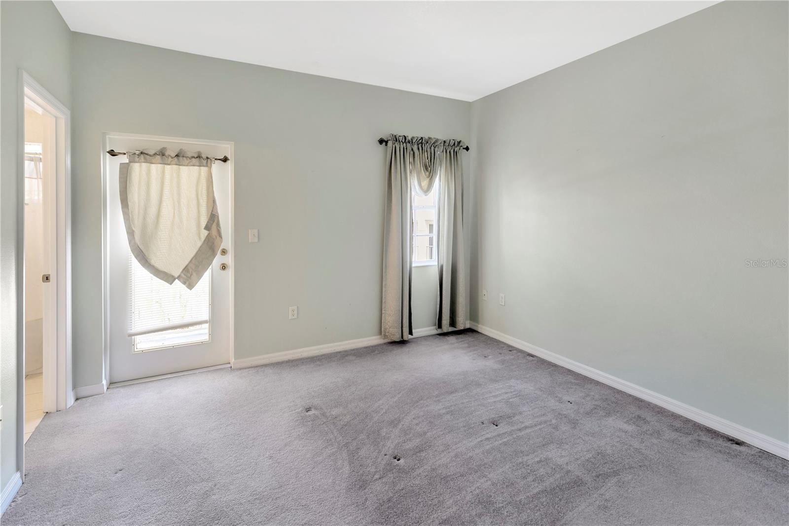 PALM COVE - Residential