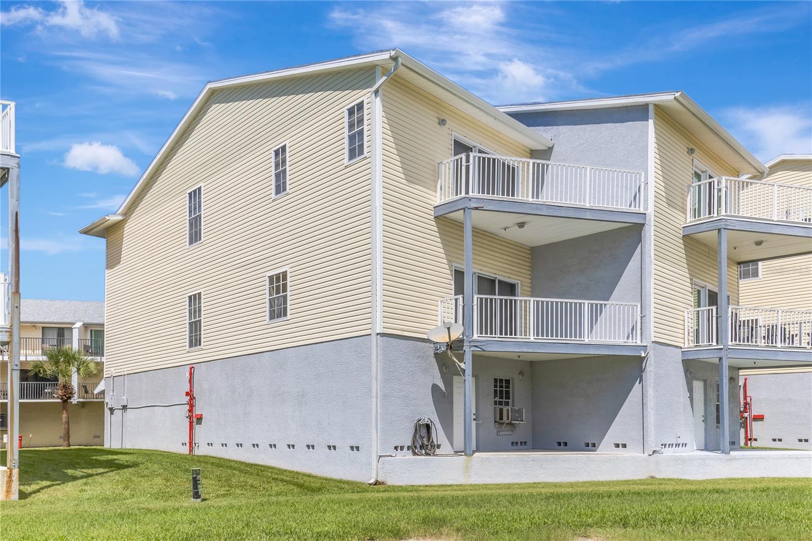 19803 GULF BOULEVARD 301