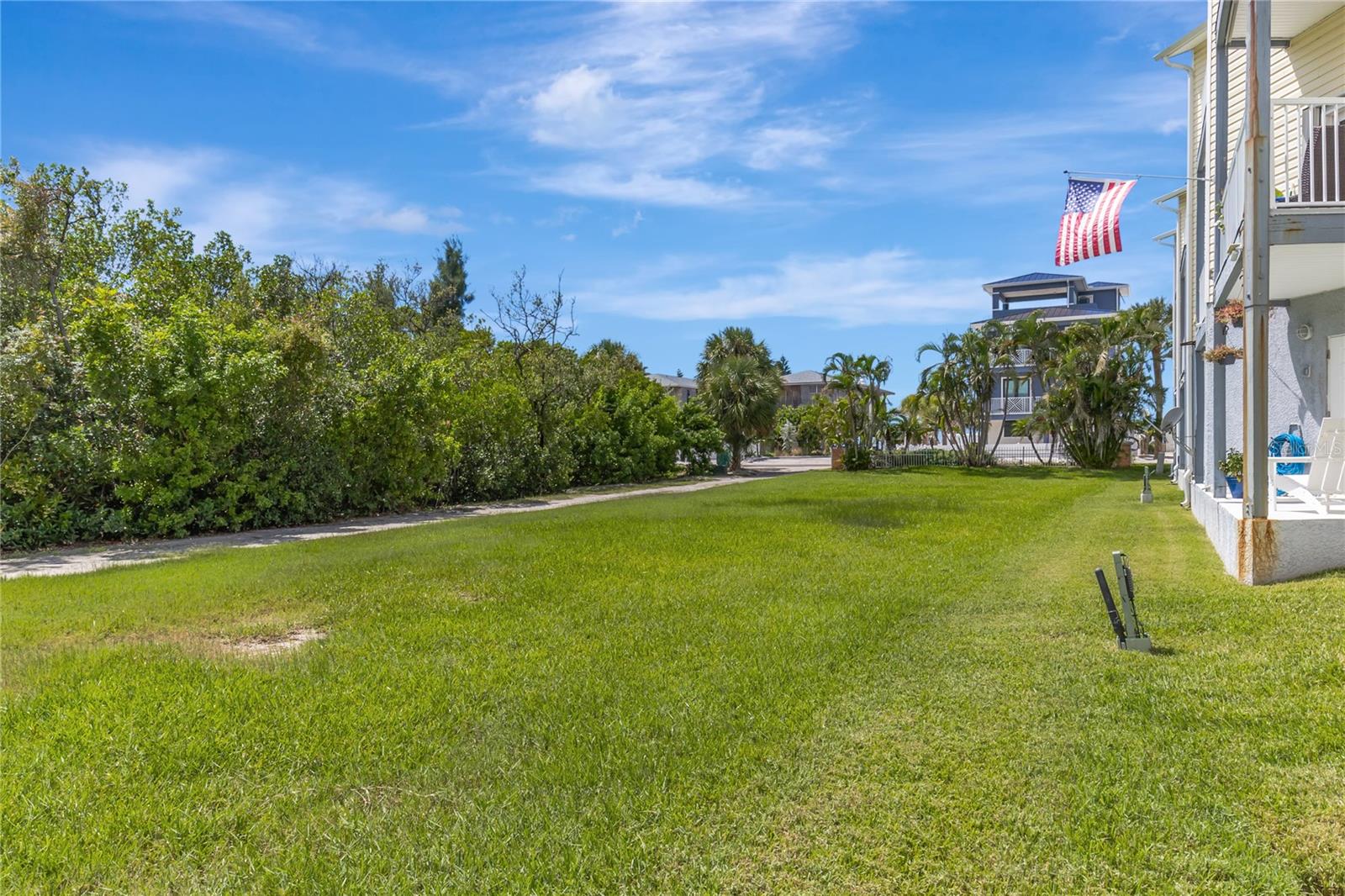 PALM COVE - Residential