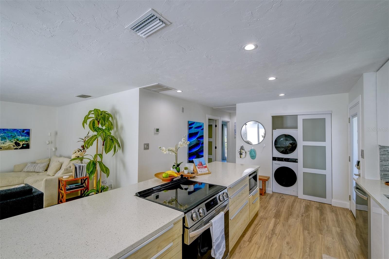 POLYNESIAN GARDENS - Residential