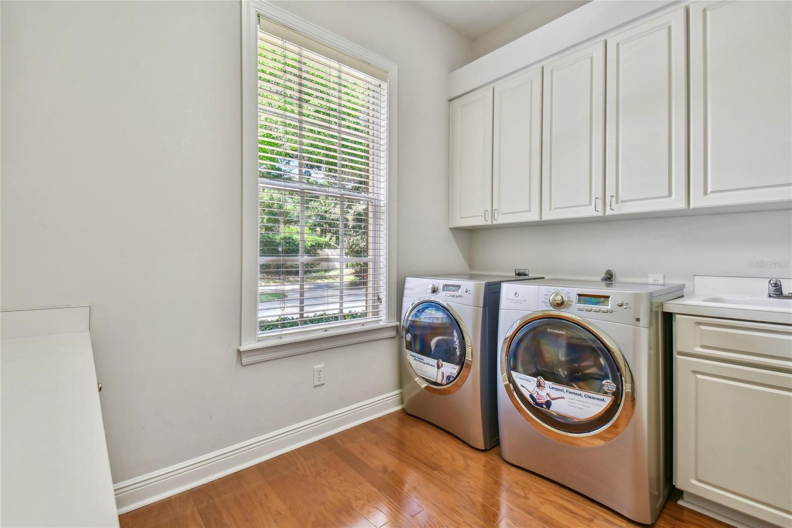 AVILA UNIT 17A14 - Residential Lease