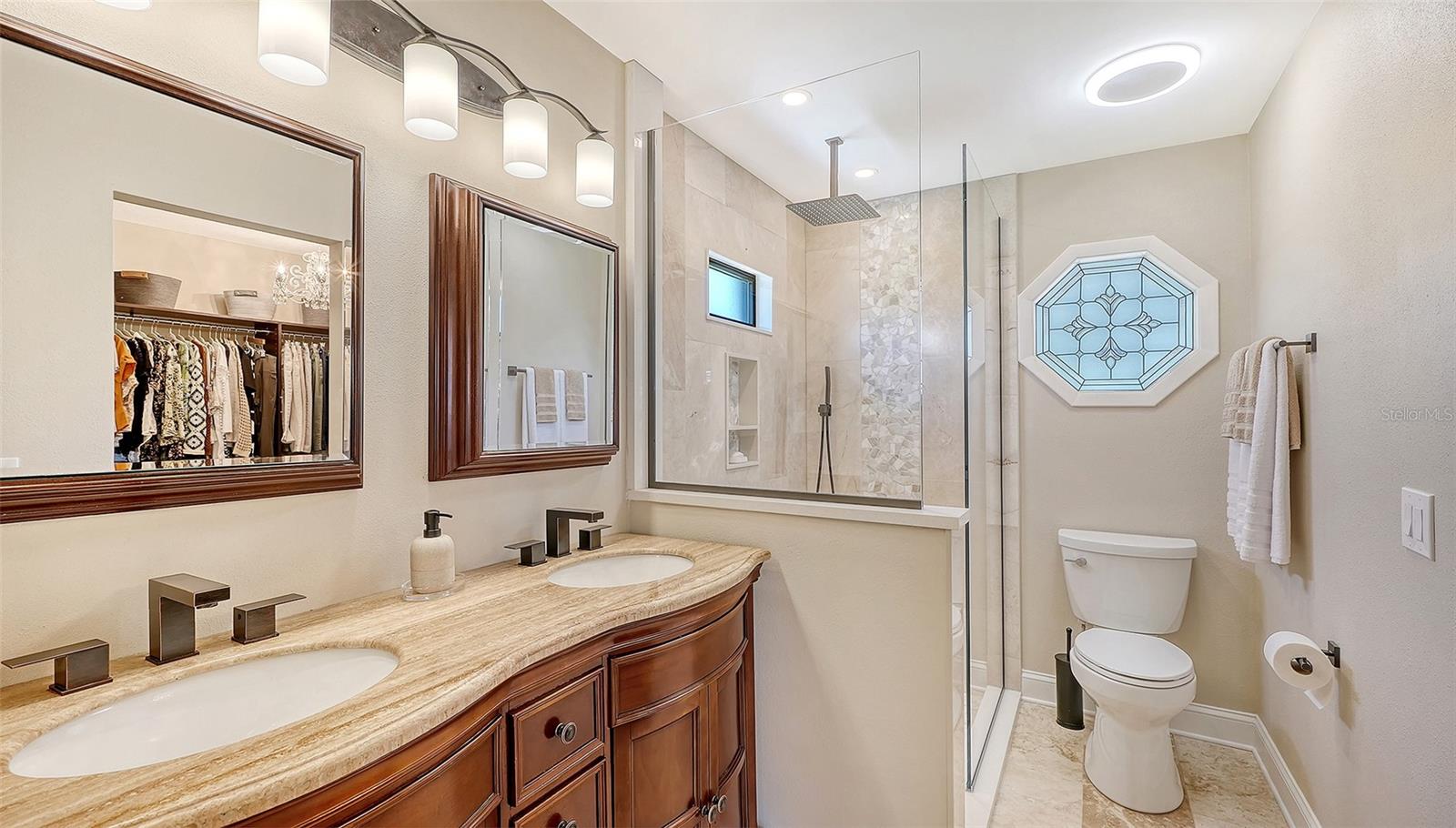 THE MEADOWS - Residential