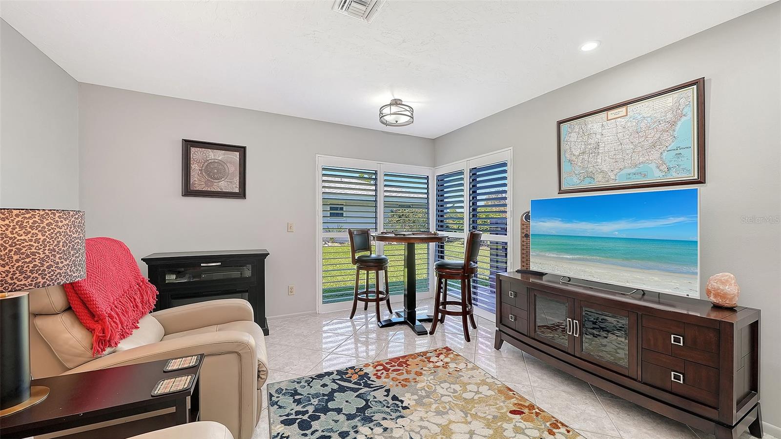 THE MEADOWS - Residential