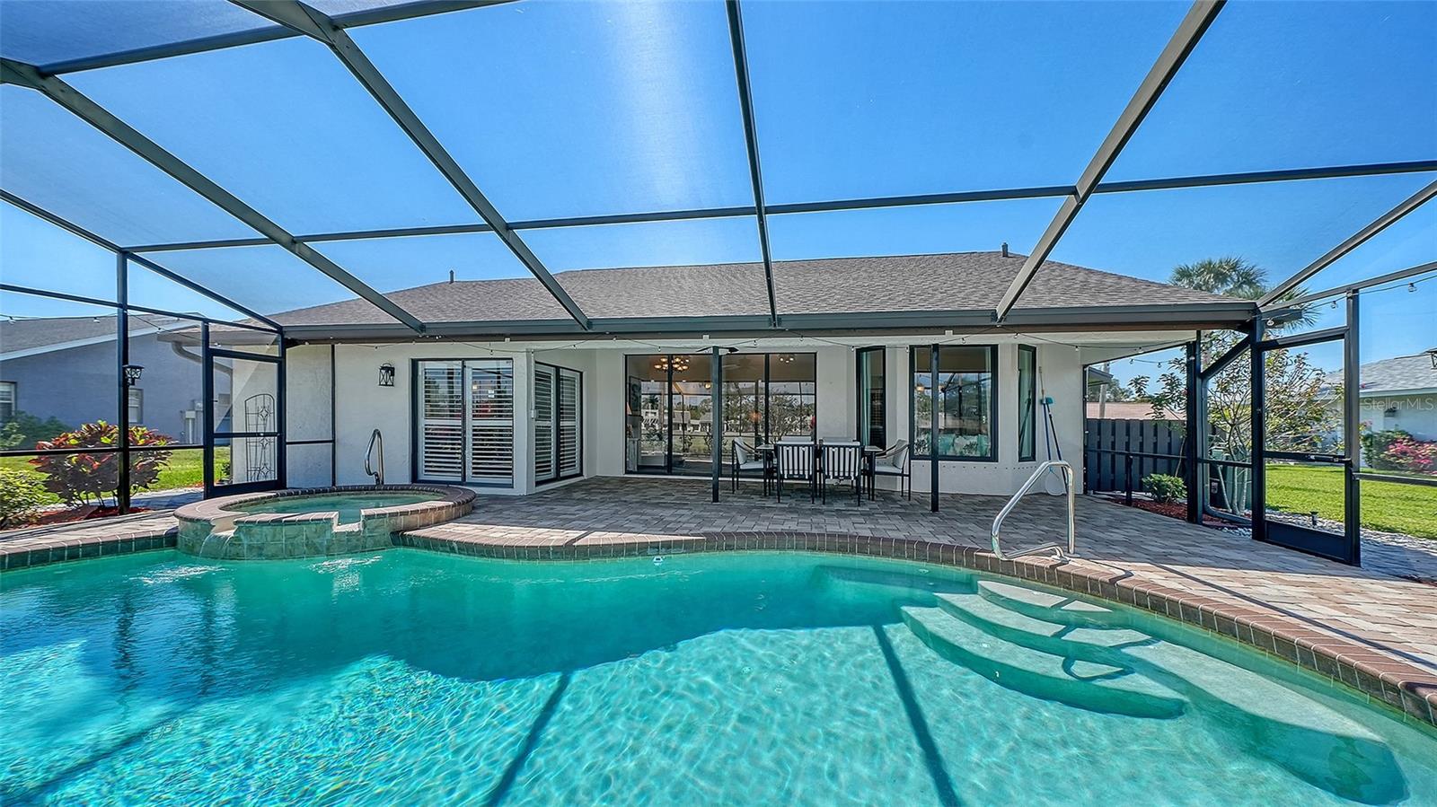 THE MEADOWS - Residential