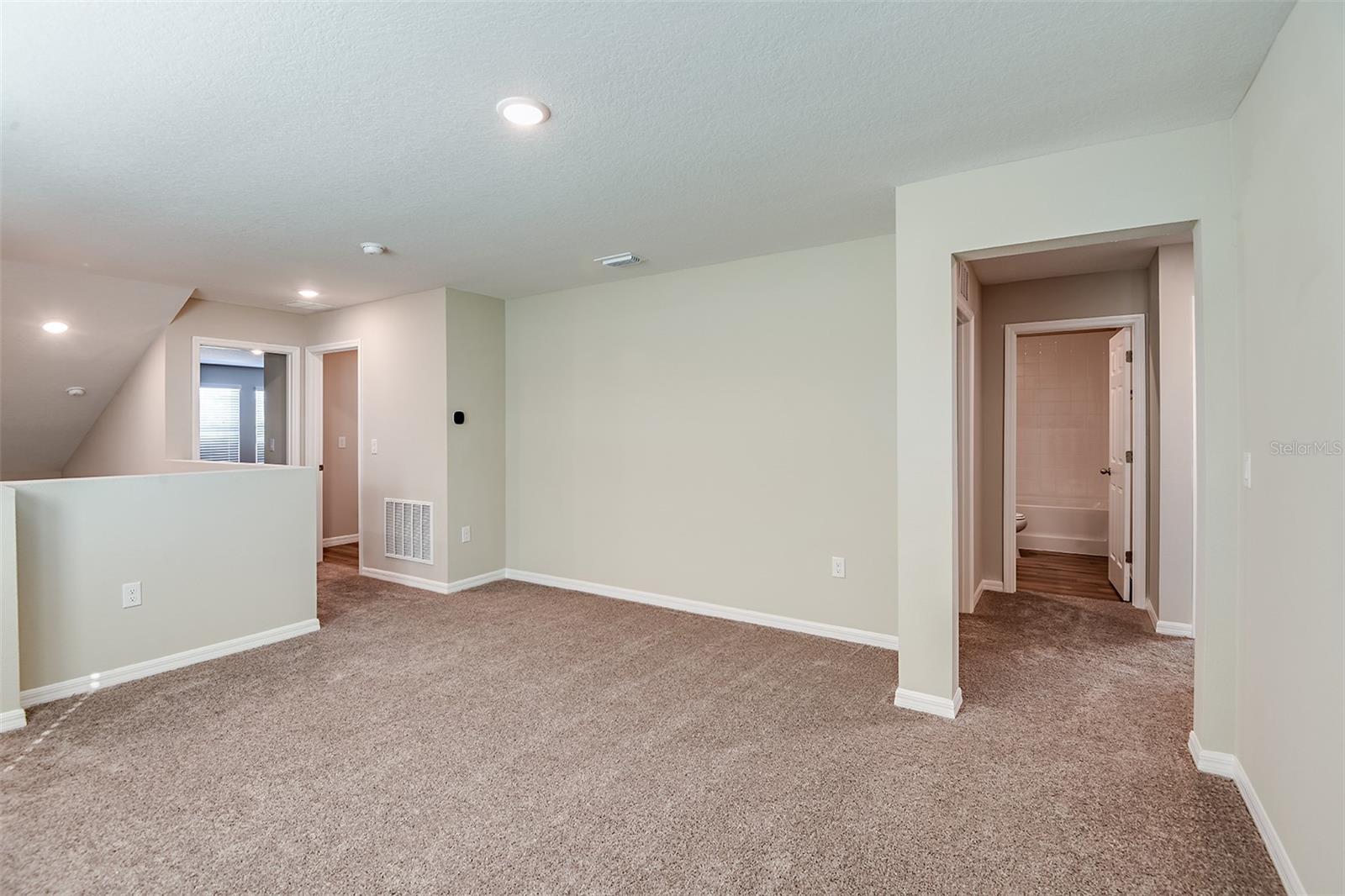 PASADENA RIDGE - Residential