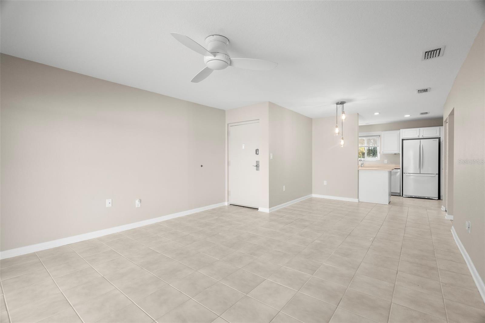 Immaculate 2 Bedroom, 1 Bathroom condo in Woodside Village!
Super location minutes to US19 heading North to Tampa or South to St Pete. LOTS of new : New Electrical Panel box 2024, Freshly painted inside. Fresh carpets in both bedrooms. Updated IMPACT windows and sliding glass door to outside patio! New Roof 2024, maintained by HOA. AC 2015. Updated light fixtures. Newer vinyl flooring. Matching Samsung appliances in your newly updated Kitchen with wilsonite counters!
Great community with 2 Clubhouses and 3 Heated Pools, Shuffleboard and more!
Approximately 20 minutes to Clearwater airport and 7 miles to the sandy Beaches!
No pet community. Leasing allowed after 1 year of ownership. Onsite property management. Being sold as-is for the sellers convenience.
Please enjoy the Virtual Tour~