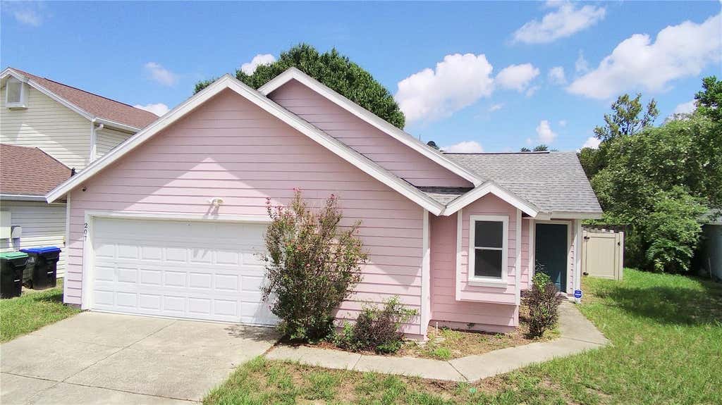 Photo of 207 Sonoma Valley Circle, Orlando, FL 32835 (MLS # O6433507)