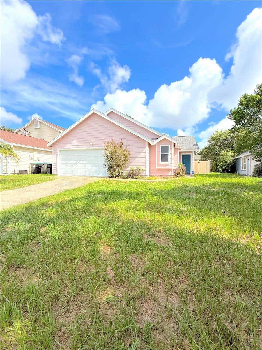 Photo of 207 Sonoma Valley Circle, Orlando, FL 32835 (MLS # O6433507)