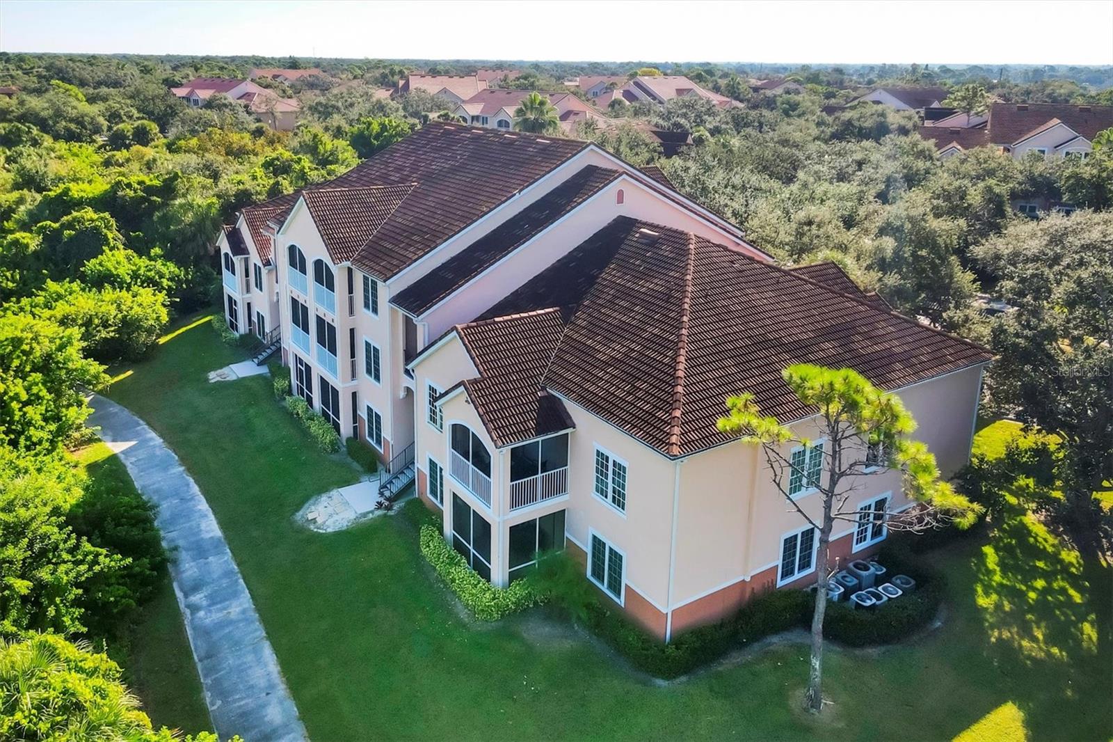 BELLA VILLINO III - Residential