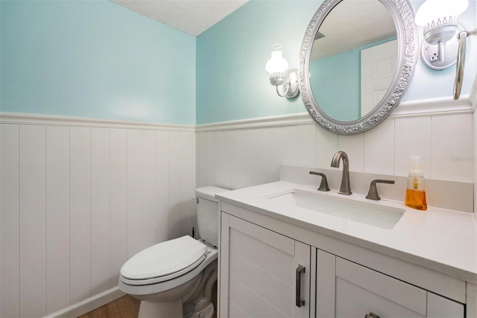 MEDITERRANEAN MANORS - Residential