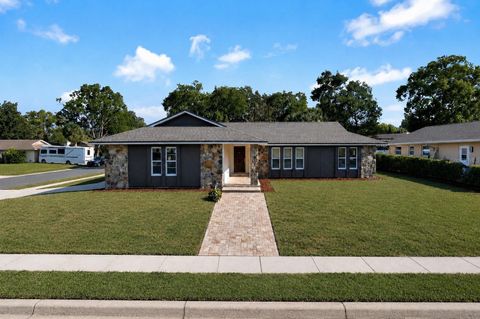 Photo of 2880 Citron Drive, Longwood, FL 32779 (MLS # O6408197)