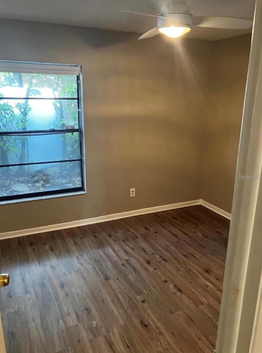 GLEN ELLEN VILLAGE - Residential Lease